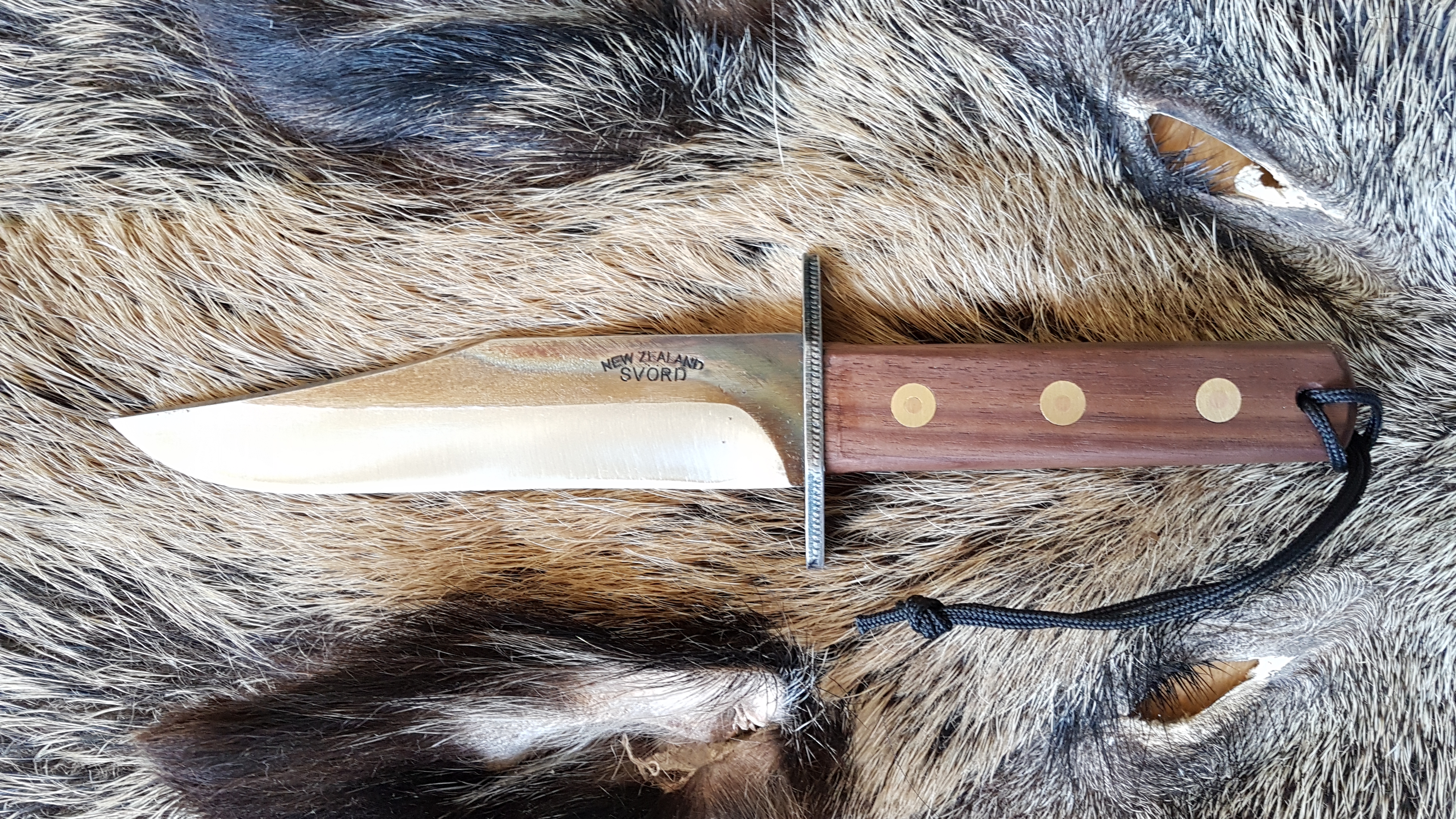 Svörd Ranger Bowie-Messer 6,5", Klingenlänge 170 mm, Afrikanisches Wenge-Holz