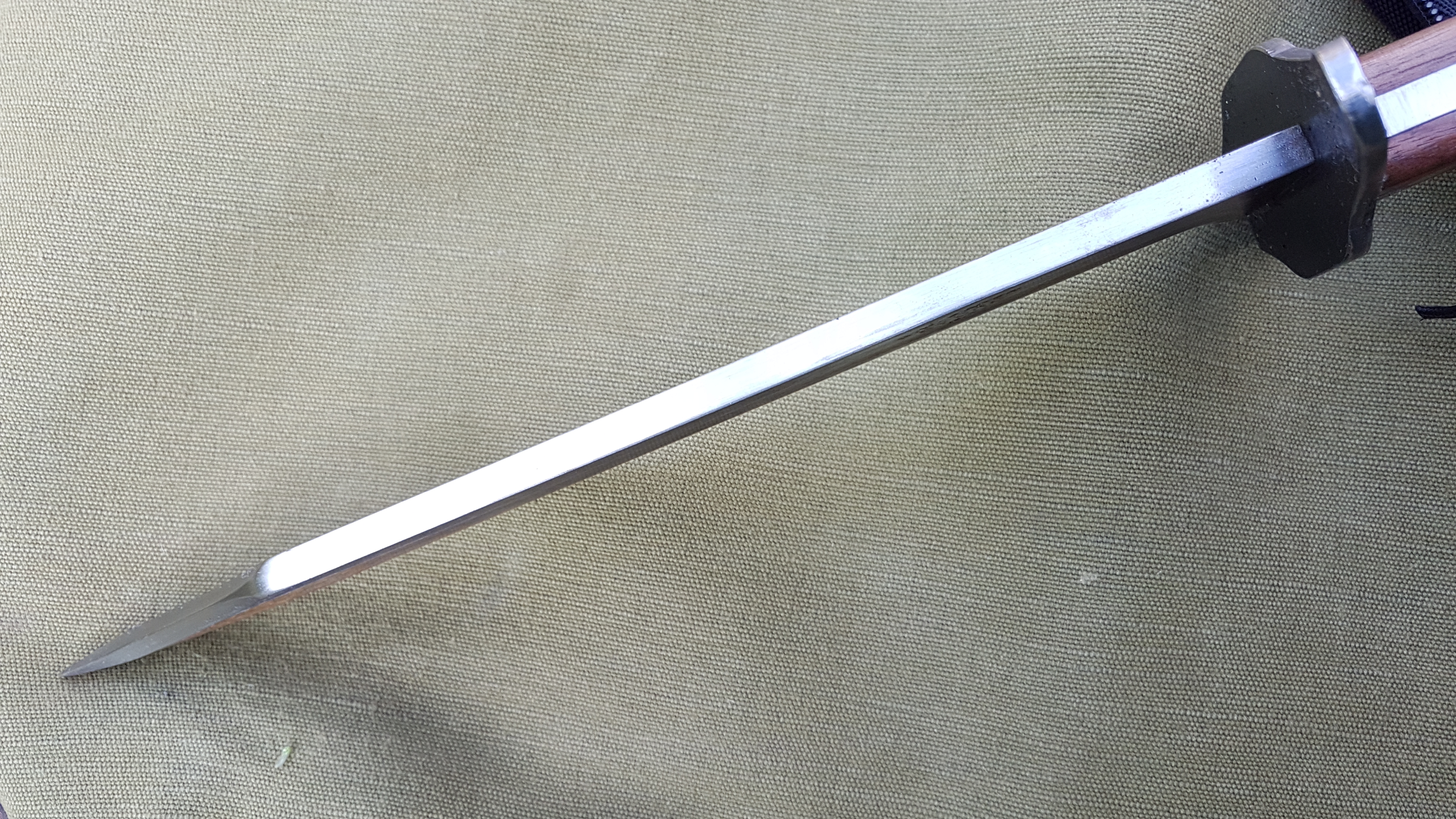 Svörd Tempsky Bowie-Messer 11", Klingenlänge 280 mm, Griff: Walnut-Holz